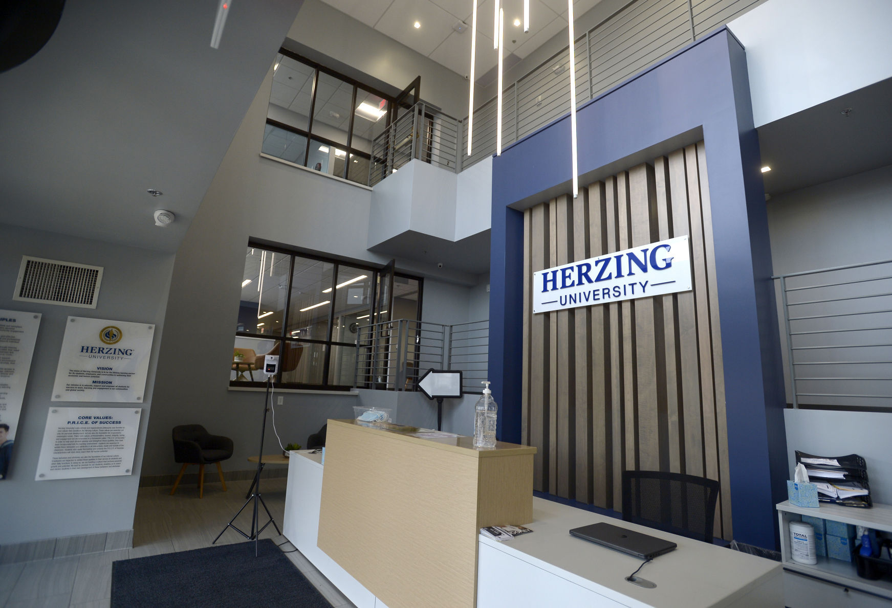 HERZING UNIVERSITY